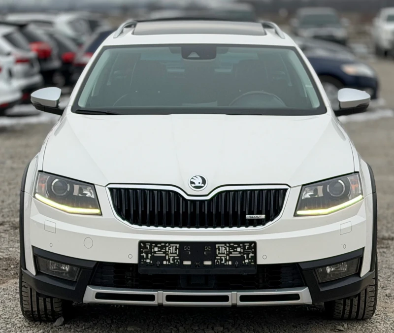 Skoda Octavia SCOUT 2.0TDi 184кс * Дистроник* * Панорама* * DSG*, снимка 2 - Автомобили и джипове - 53182082