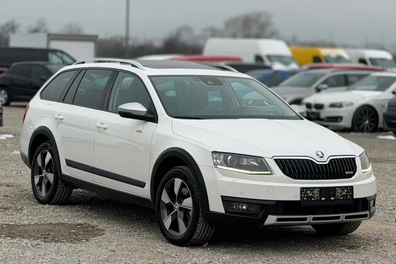 Skoda Octavia SCOUT 2.0TDi 184кс * Дистроник* * Панорама* * DSG*
