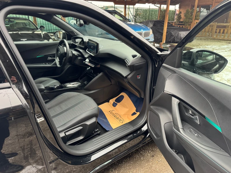 Peugeot 2008 ALLURE 23г, 21000км.нов внос ГЕРМАНИЯ, снимка 13 - Автомобили и джипове - 53200045