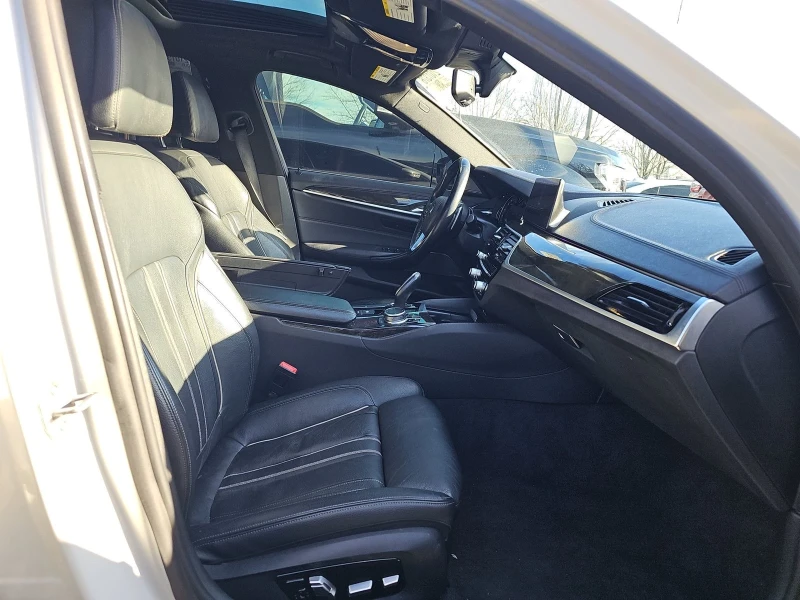 BMW 540 i LUXURY LINE | ЗАДНА КАМЕРА | HARMAN/KARDON, снимка 9 - Автомобили и джипове - 53234446