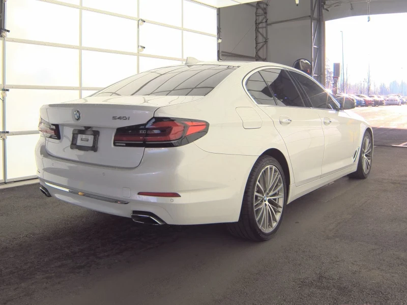 BMW 540 i LUXURY LINE | ЗАДНА КАМЕРА | HARMAN/KARDON, снимка 4 - Автомобили и джипове - 53234446