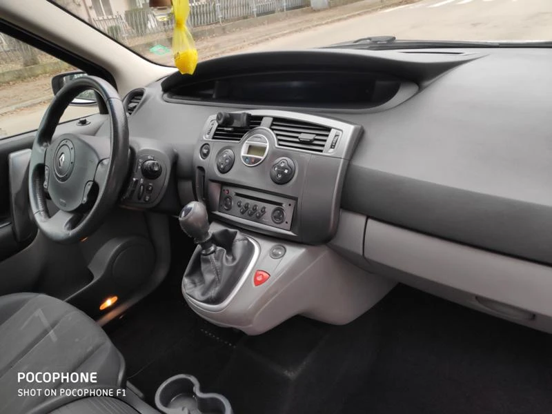 Renault Grand scenic, снимка 1 - Автомобили и джипове - 49535534