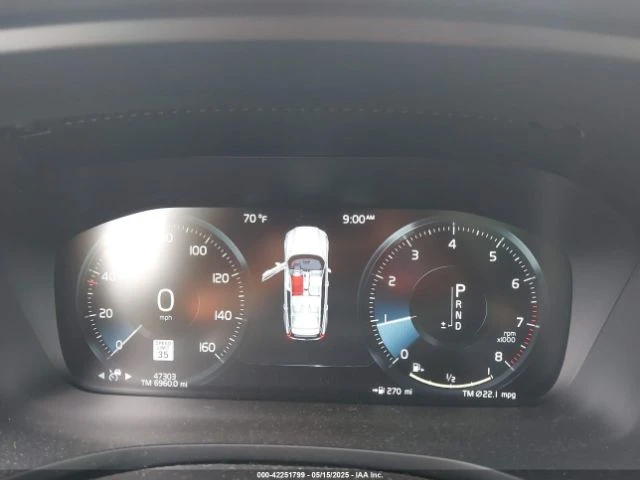 Volvo V60 CROSS COUNTRY T5* ПАНАРОМА* 360* ПОДГРЕВИ - изображение 8