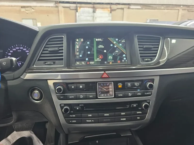 Genesis G80 3.3 , снимка 9 - Автомобили и джипове - 54422744
