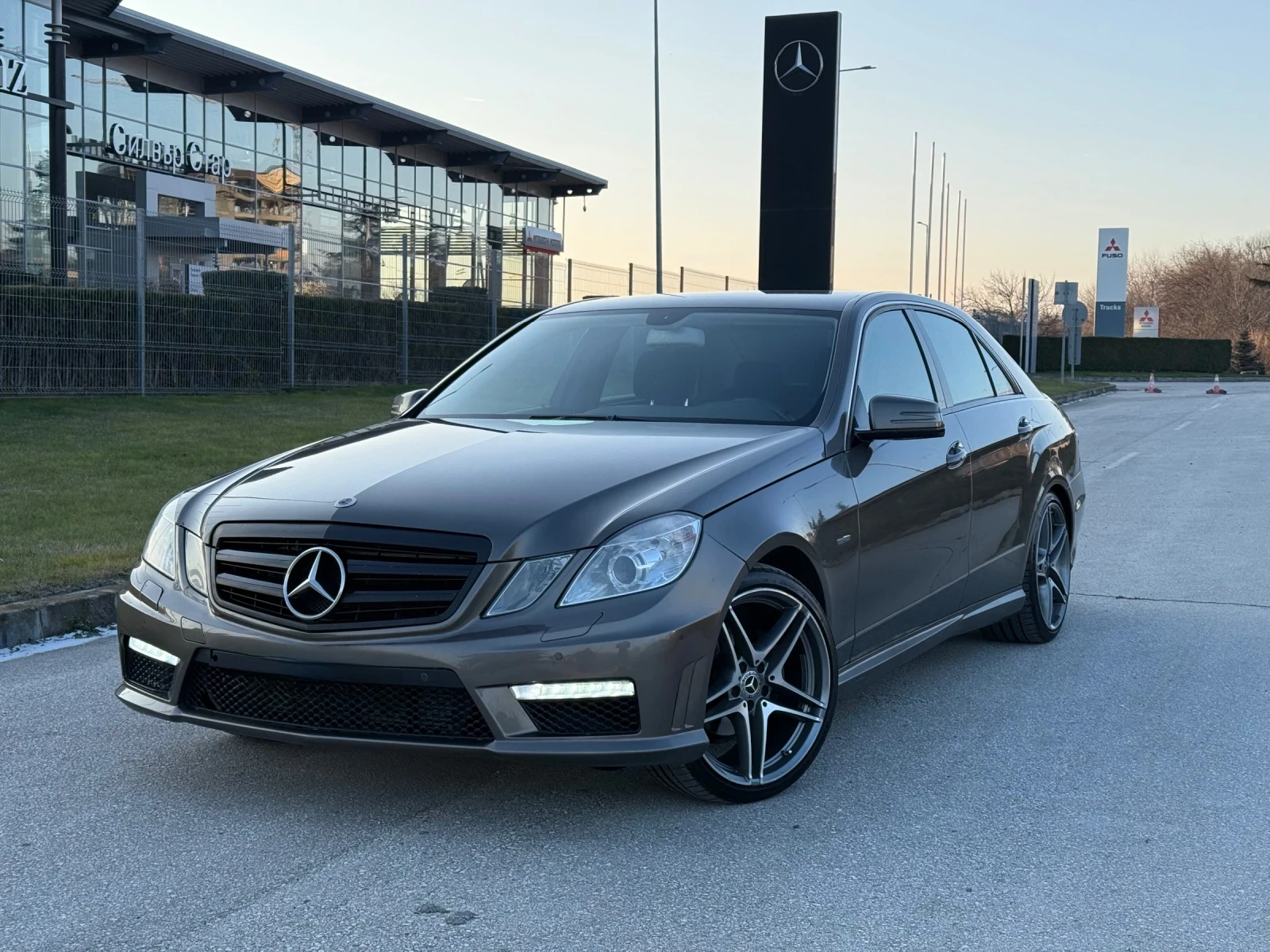 Mercedes-Benz E 200 ///AMG, снимка 1