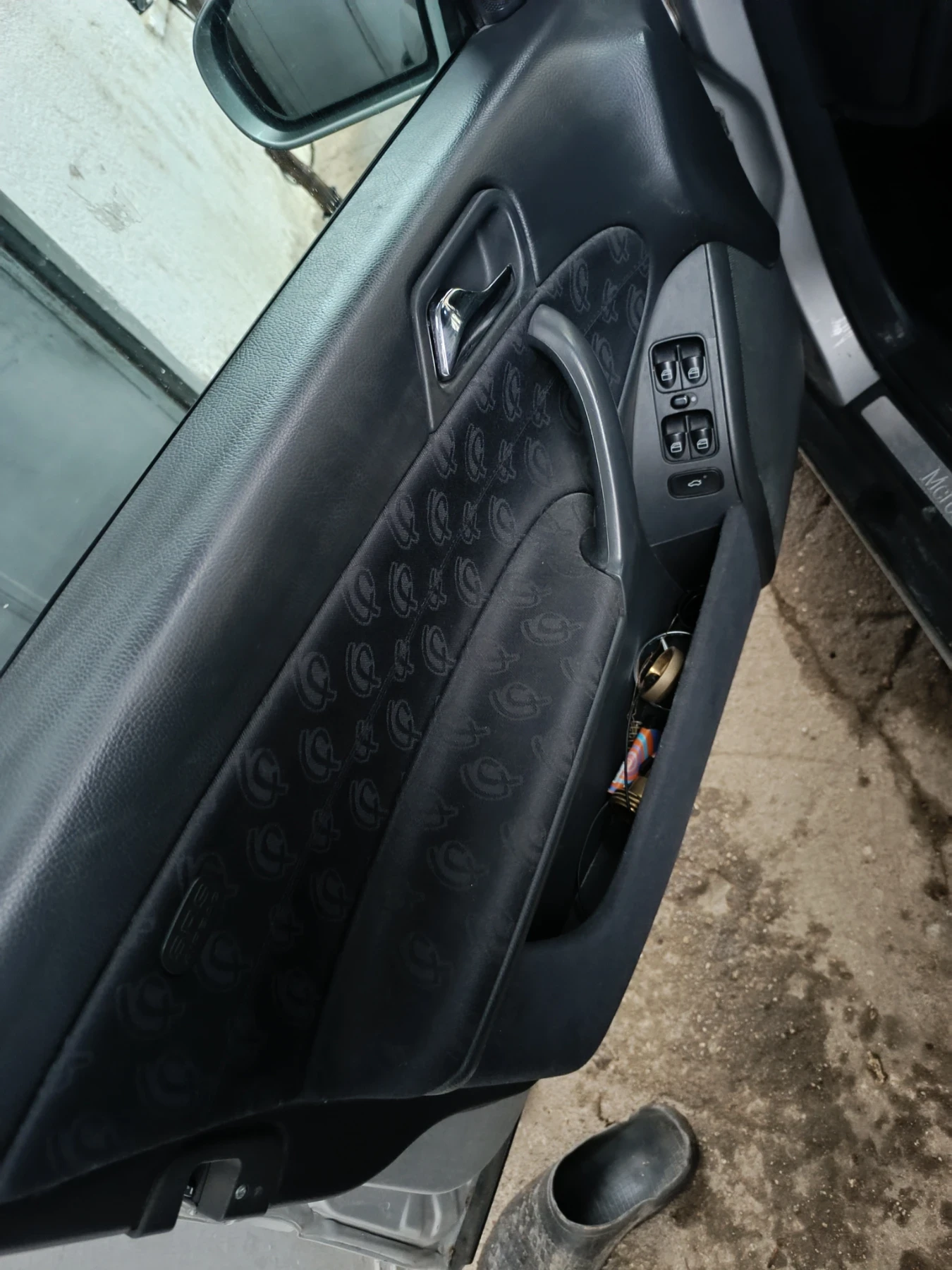 Mercedes-Benz C 180  - изображение 7