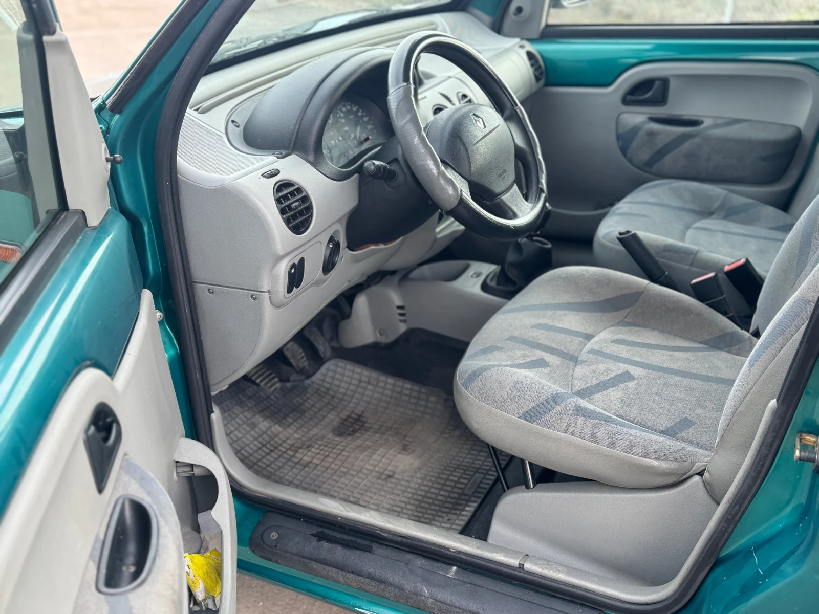 Renault Kangoo 1.5 dizel - изображение 6