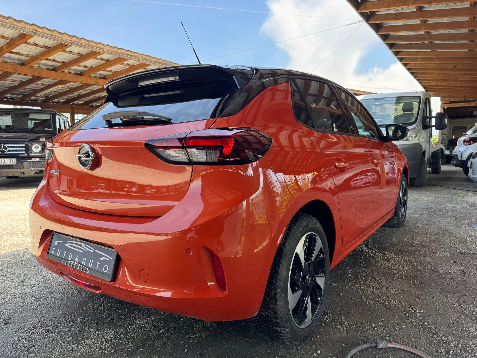 Opel Corsa GS Line, CCS, 50kWh, FACELIFT, нов внос Германия - изображение 8