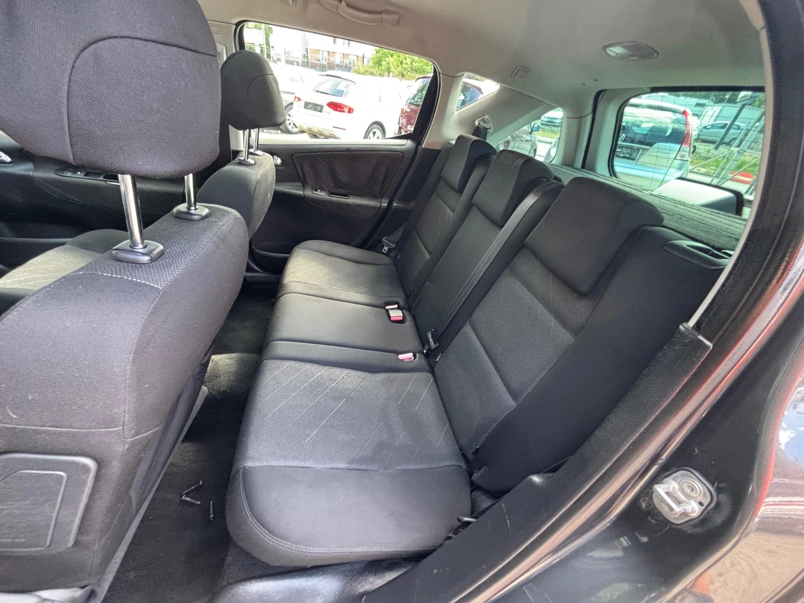 Peugeot 207 1.6HDI 16V - изображение 8
