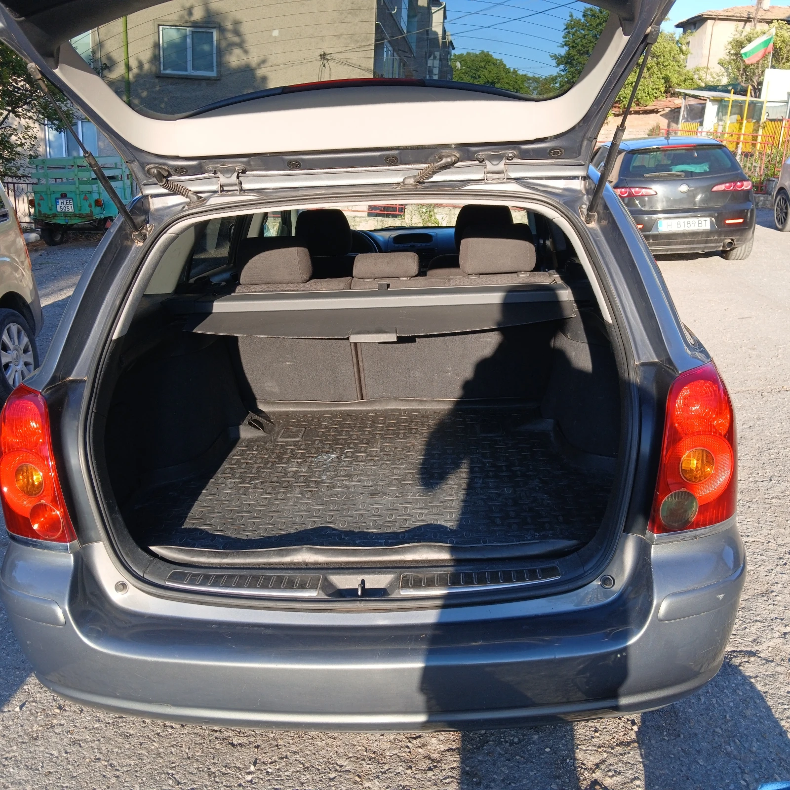 Toyota Avensis 2.0 TDI - изображение 9