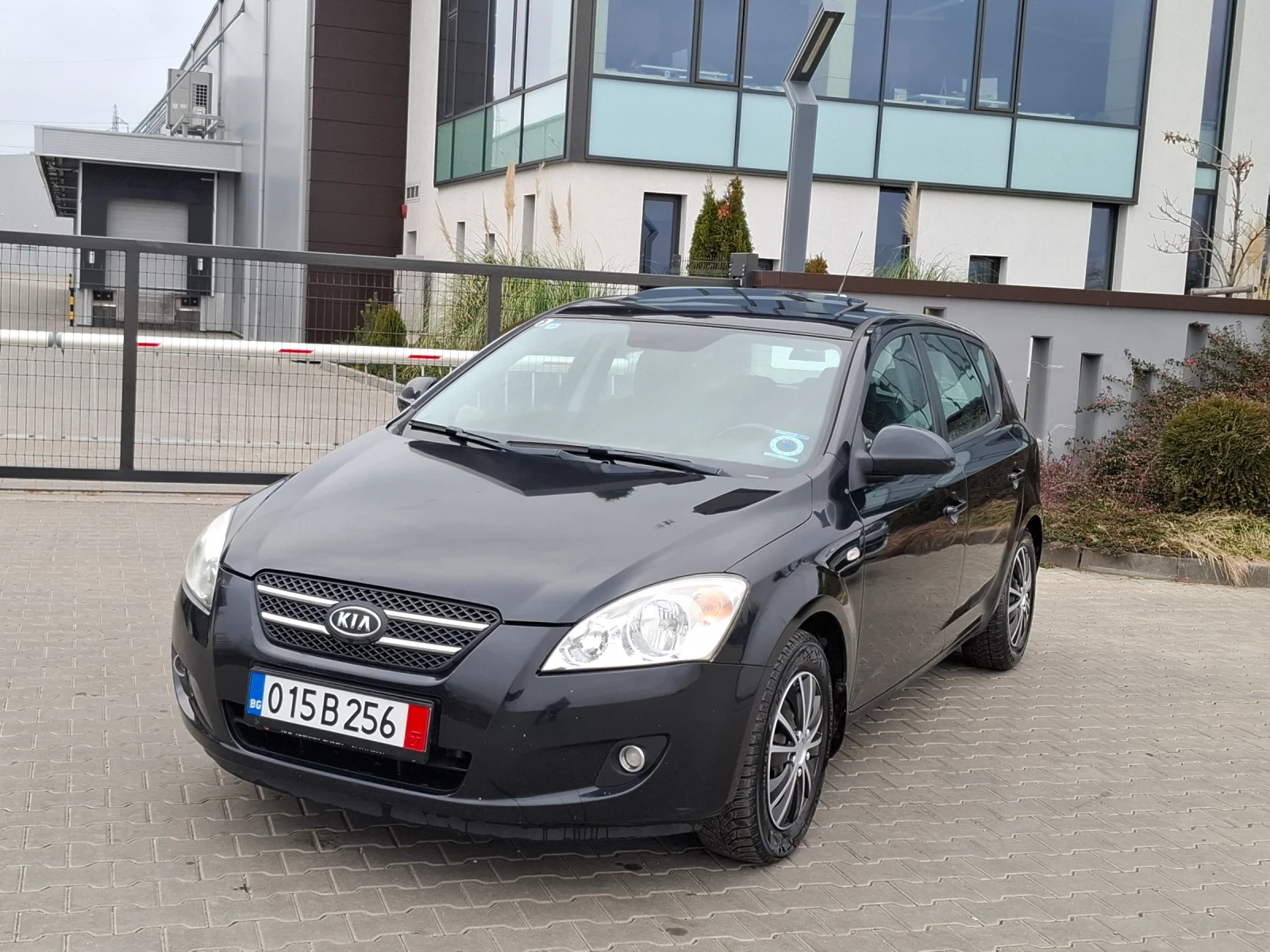 Kia Ceed 1.6CRDI* (90кс)* * KЛИМАТРОНИК* * HOB BHOC* *  - изображение 8