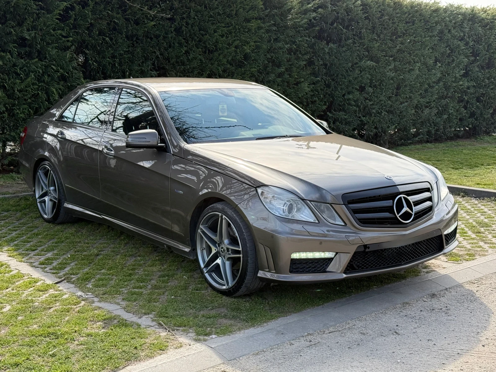 Mercedes-Benz E 200 ///AMG - изображение 7