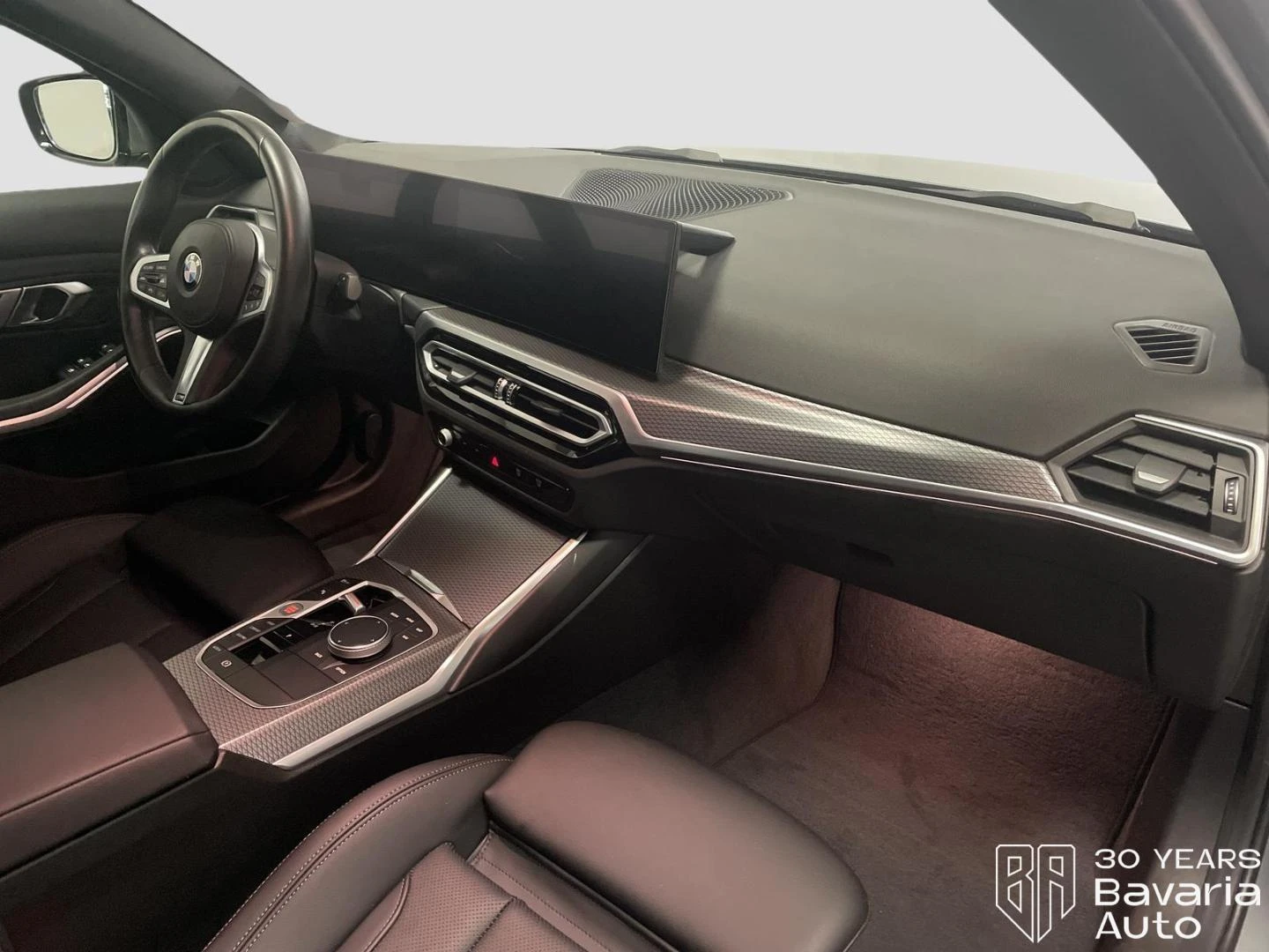 BMW 320 d xDrive M Sport Paket, снимка 9 - Автомобили и джипове - 53779698