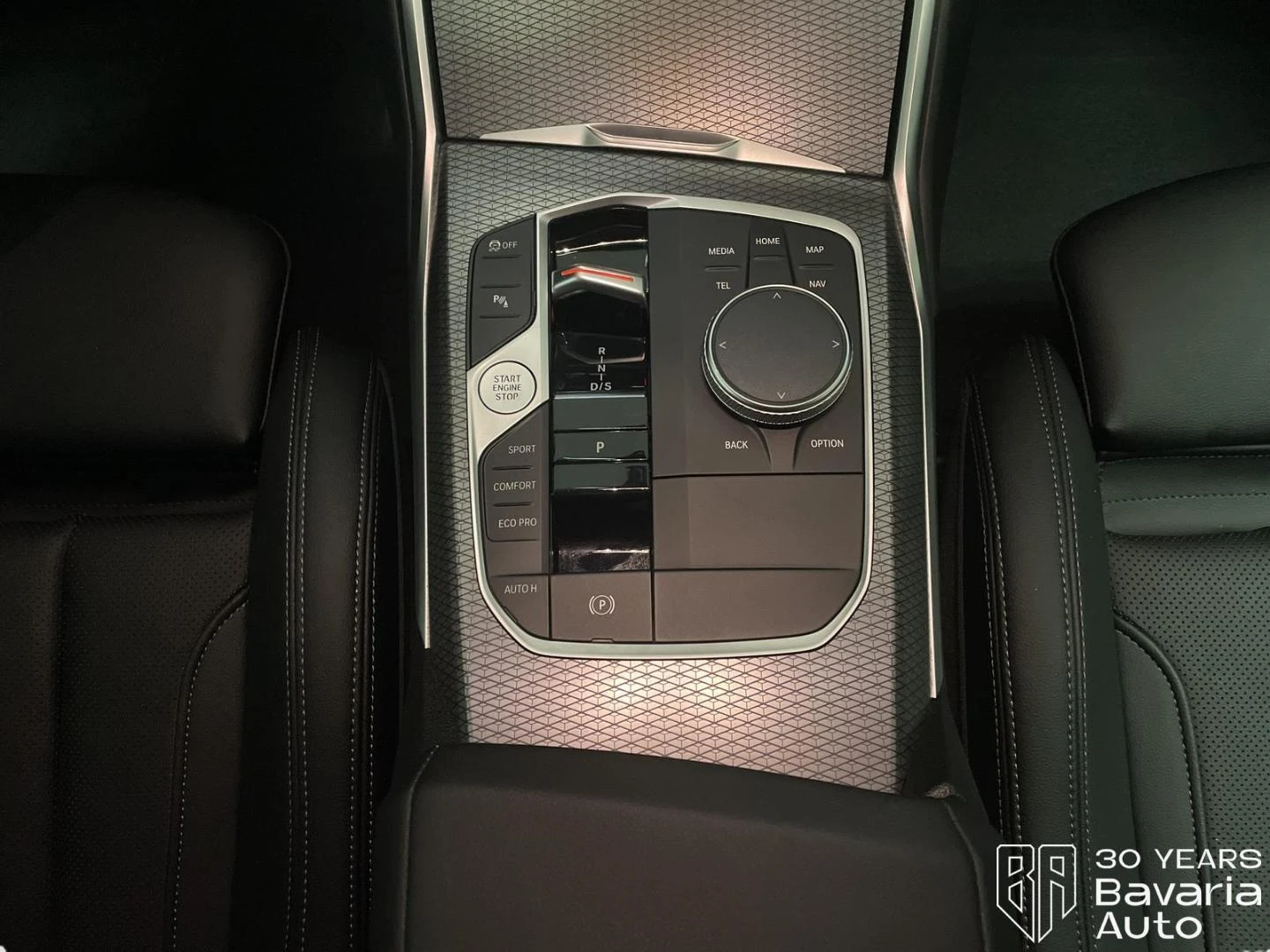 BMW 320 d xDrive M Sport Paket, снимка 11 - Автомобили и джипове - 53779698