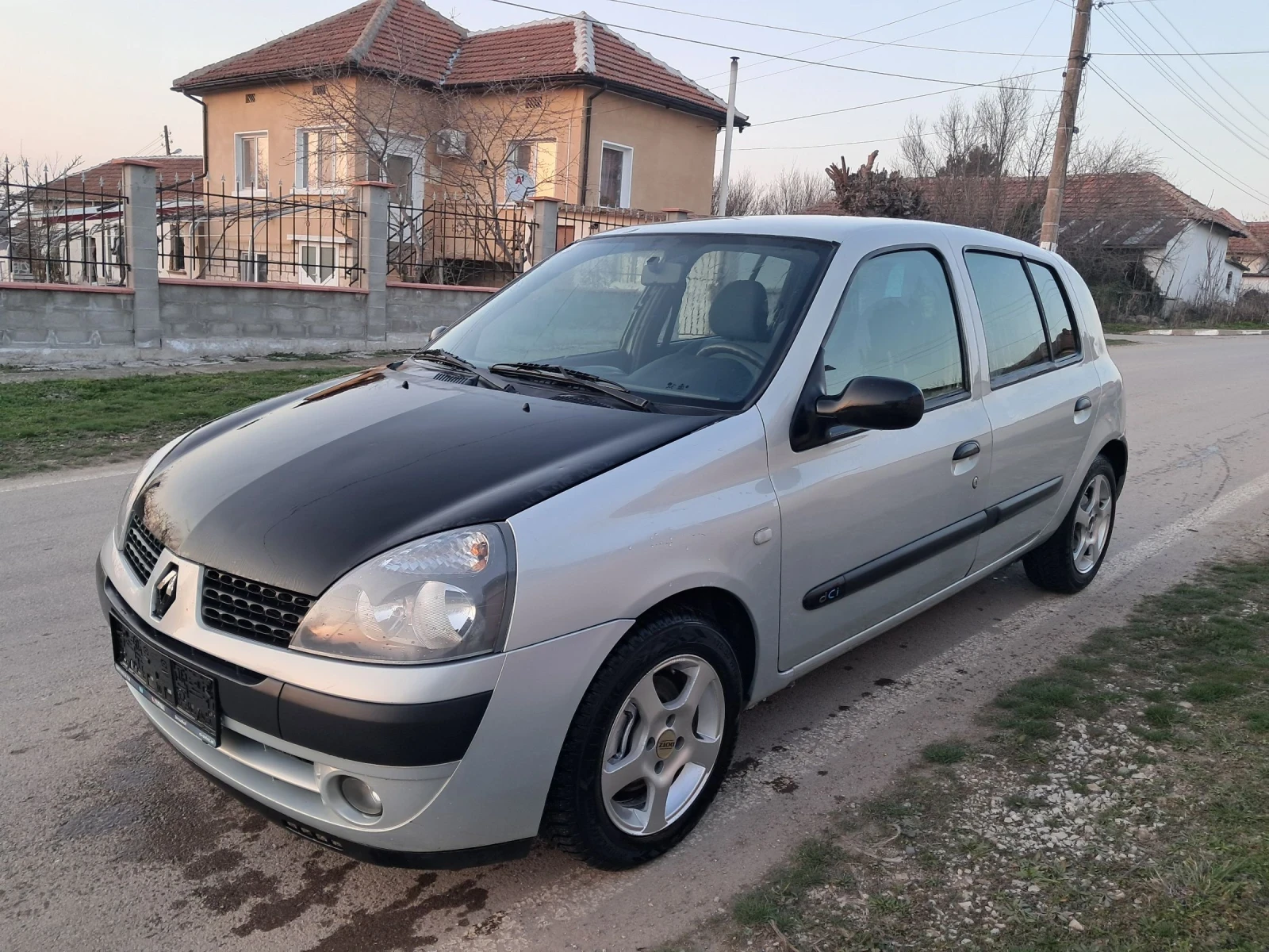 Renault Clio 1.5 DCI климатик