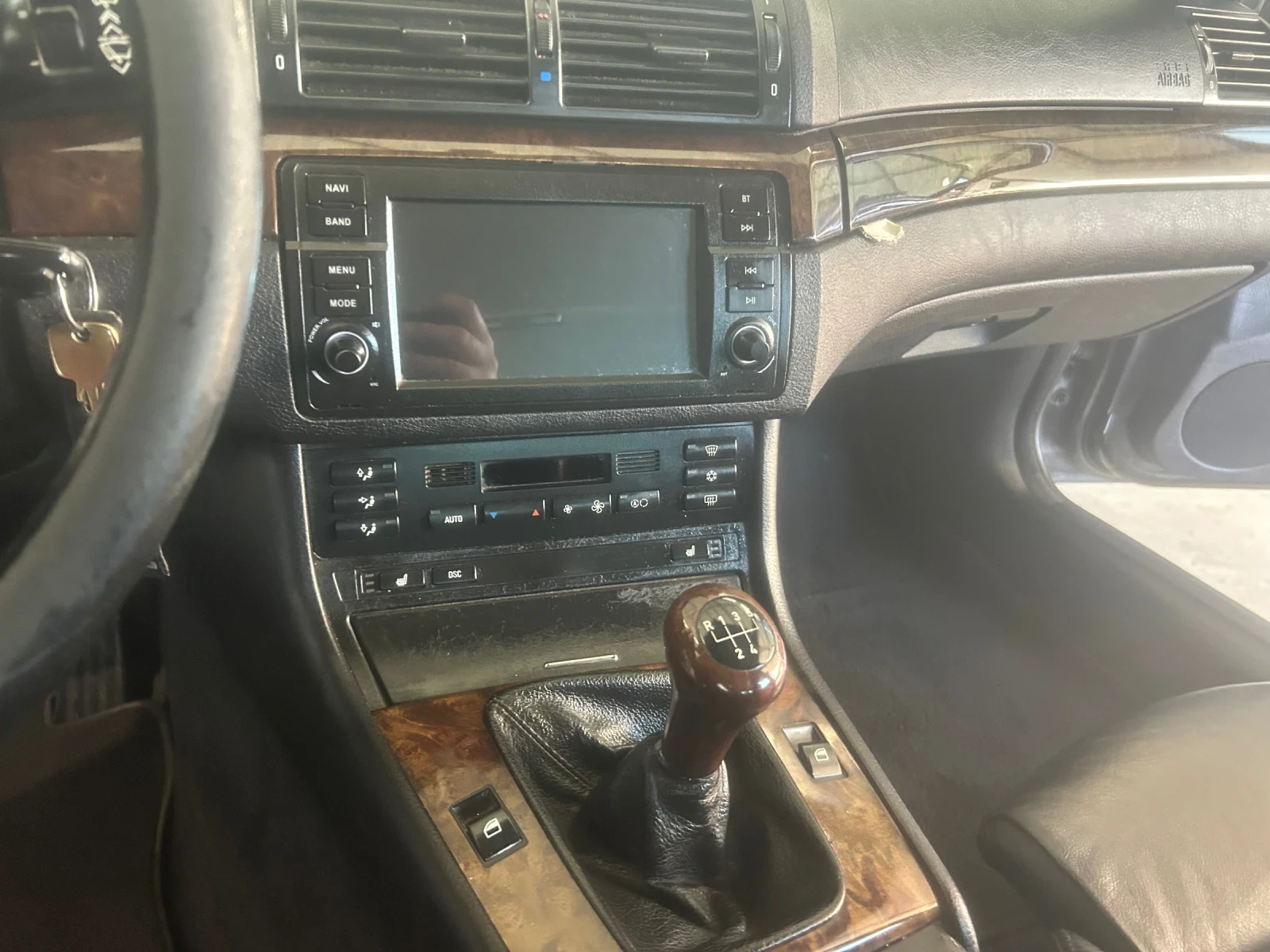 BMW 320, снимка 5 - Автомобили и джипове - 53883293