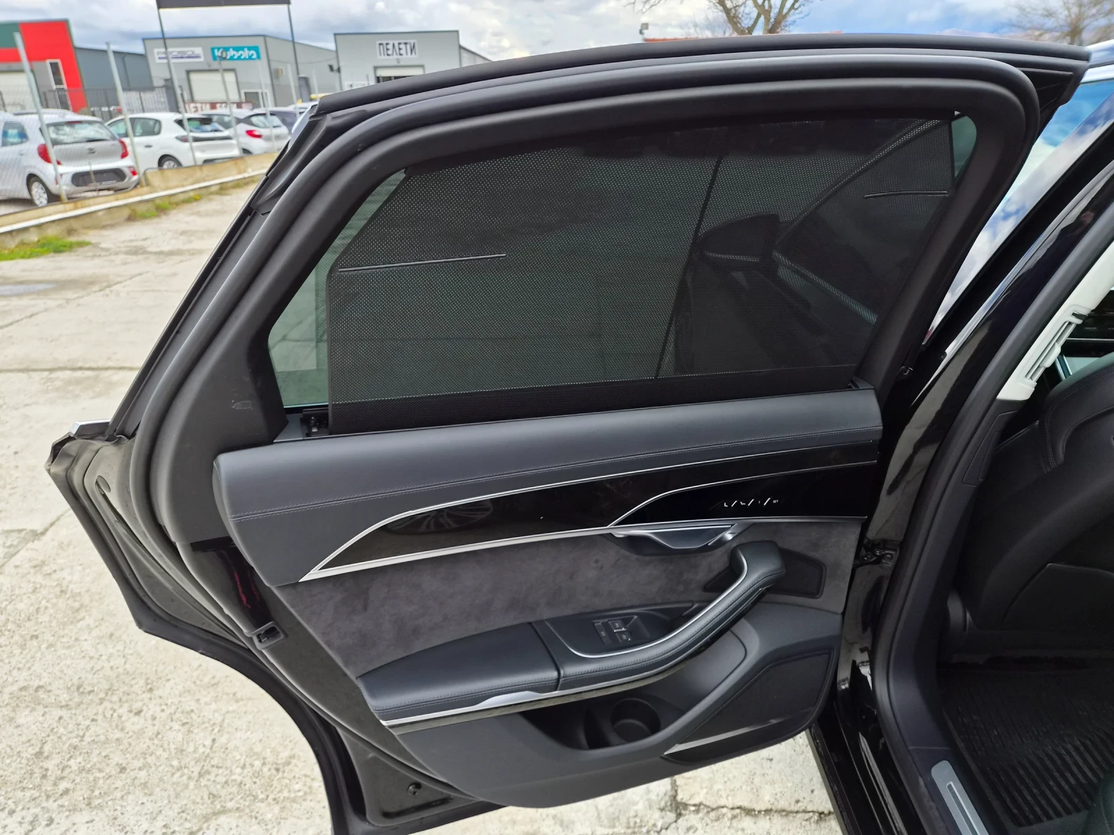 Audi A8 3.0TDI FULL FULL, снимка 16 - Автомобили и джипове - 54115090