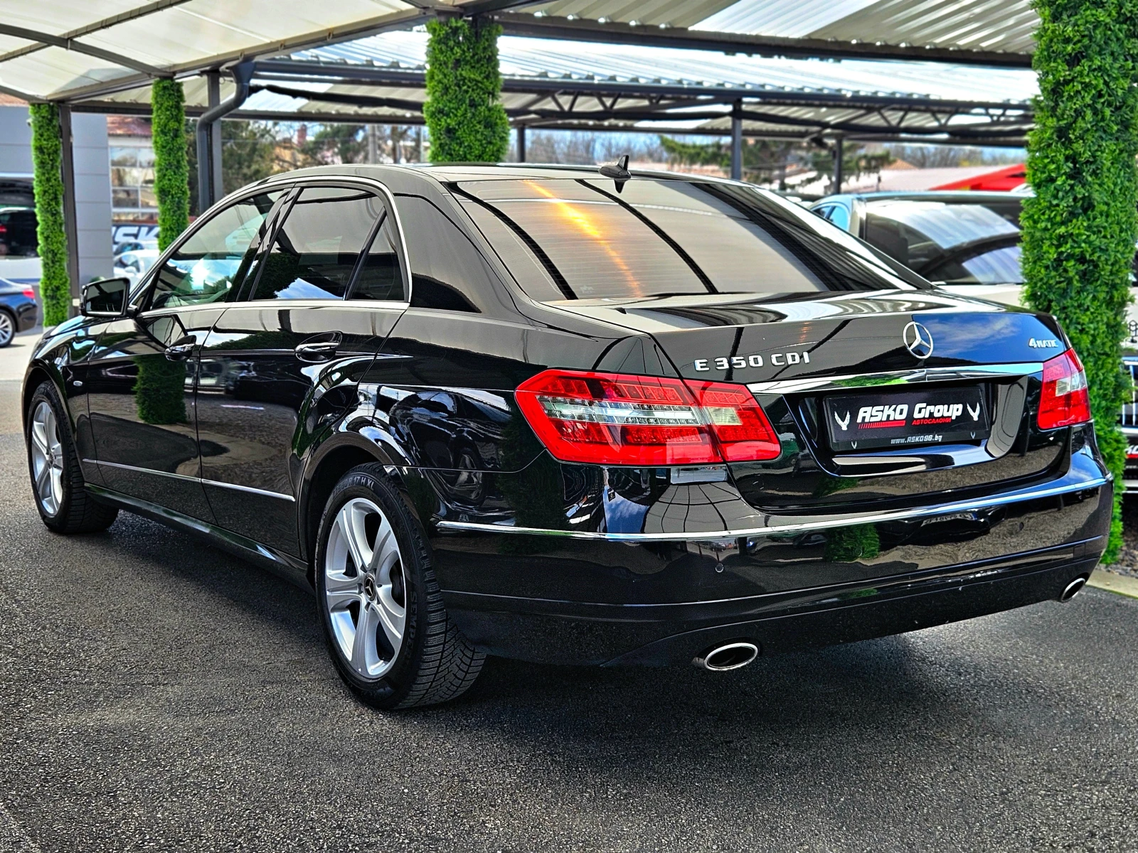 Mercedes-Benz E 350 AMG/4MATIC/GERMANY/AIR/ПОДГРЕВ/MEMORY/AMBIENT/LIZ, снимка 7 - Автомобили и джипове - 54125920