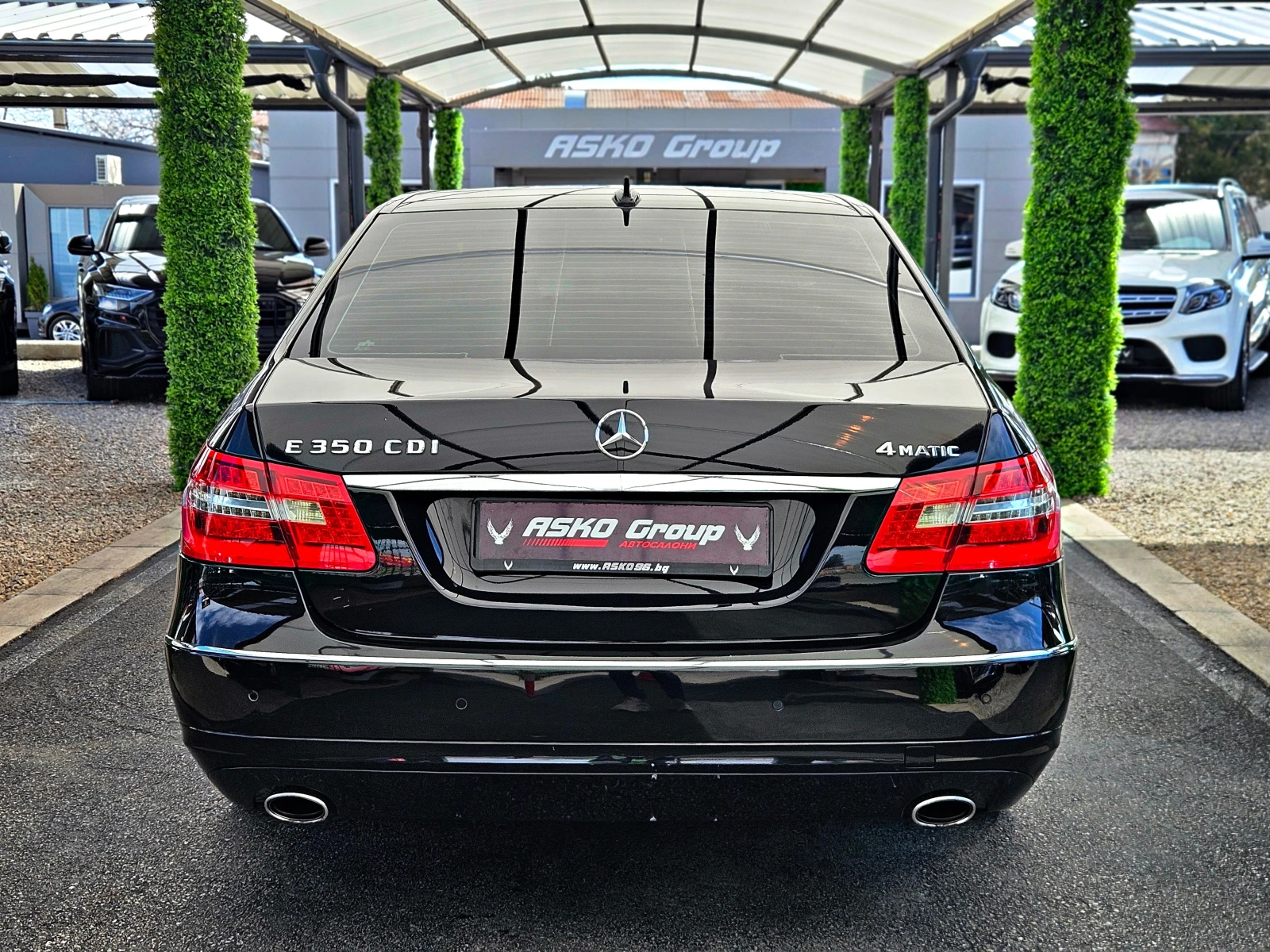 Mercedes-Benz E 350 AMG/4MATIC/GERMANY/AIR/ПОДГРЕВ/MEMORY/AMBIENT/LIZ, снимка 6 - Автомобили и джипове - 54125920