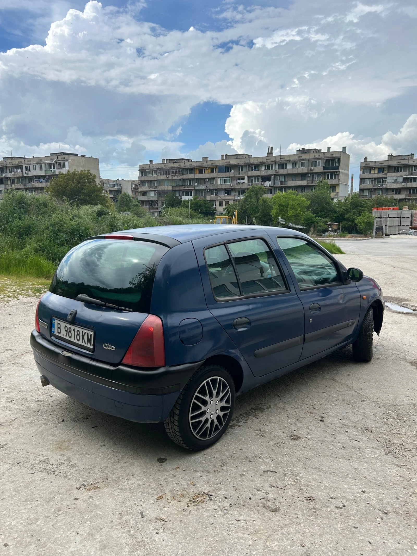 Renault Clio, снимка 5 - Автомобили и джипове - 54526786