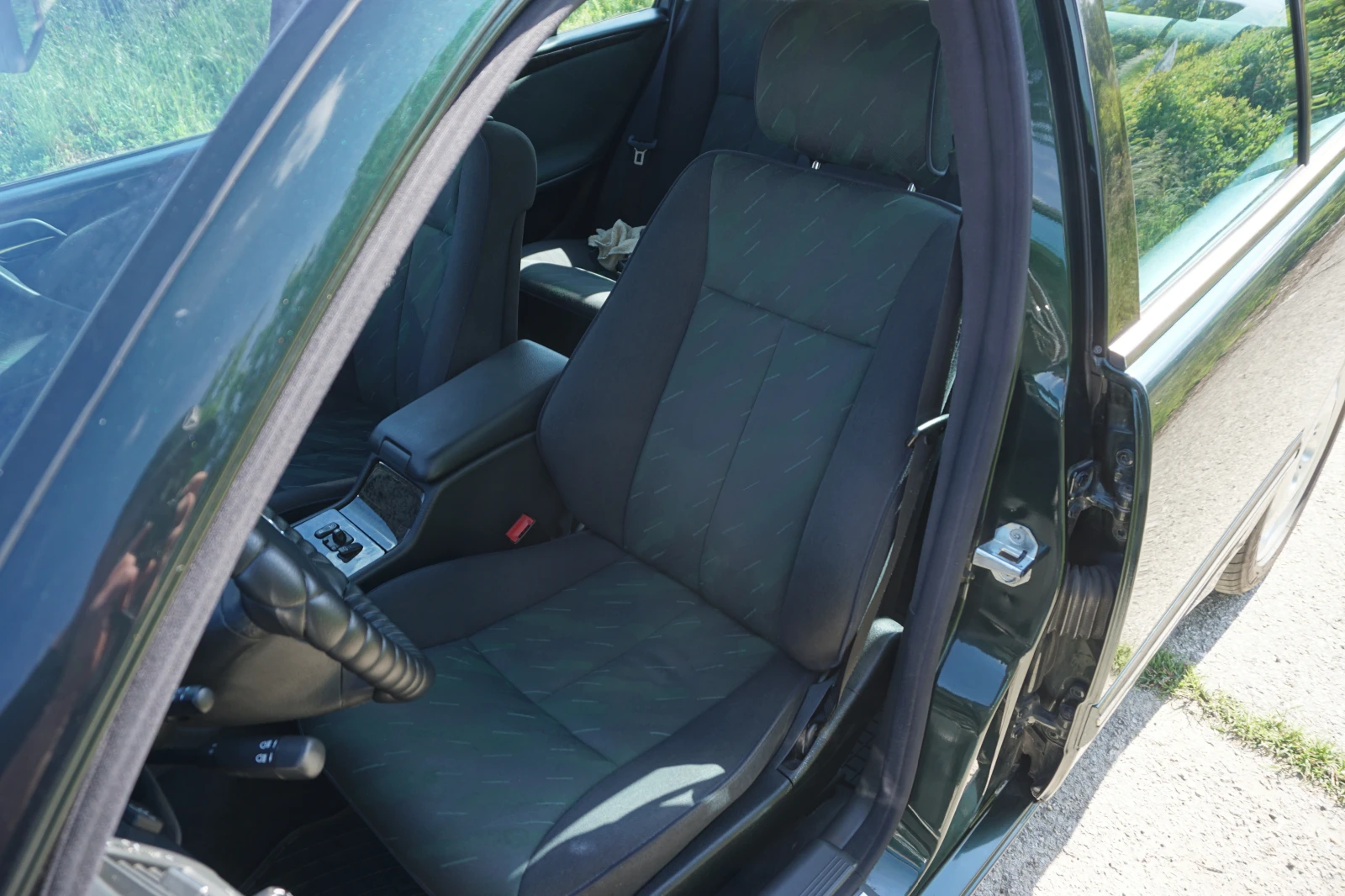 Mercedes-Benz E 430 4MATIC, снимка 9 - Автомобили и джипове - 54660086