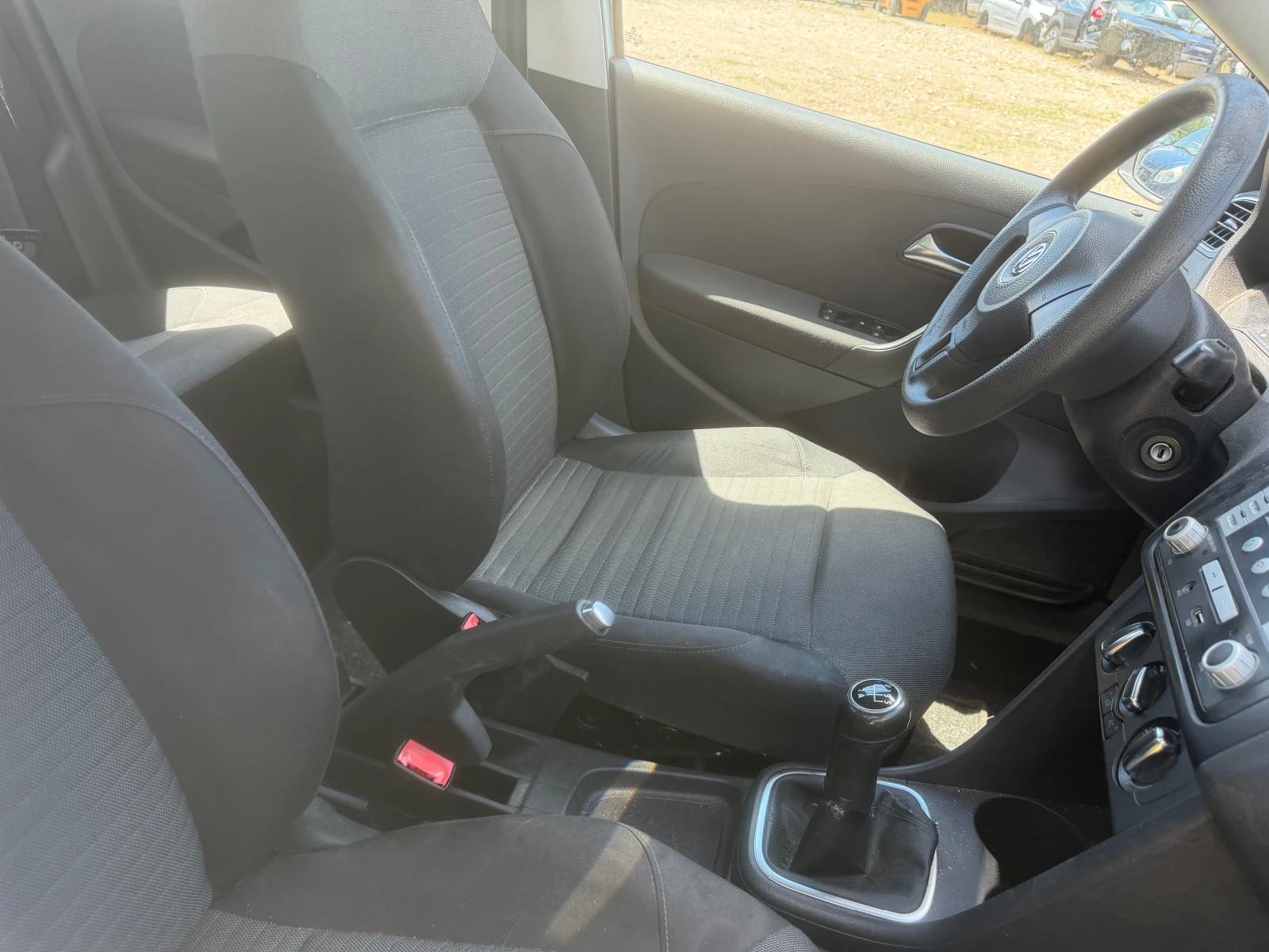 VW Polo 1.2tdi, снимка 6 - Автомобили и джипове - 54667086