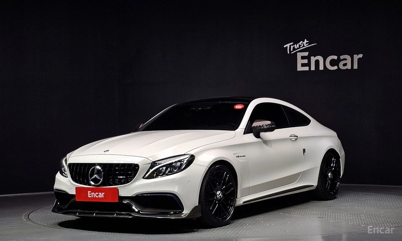 Mercedes-Benz C 63 AMG S* BURMESTER* CARBON* ХЕДЪП* LANE* ASSIST* 