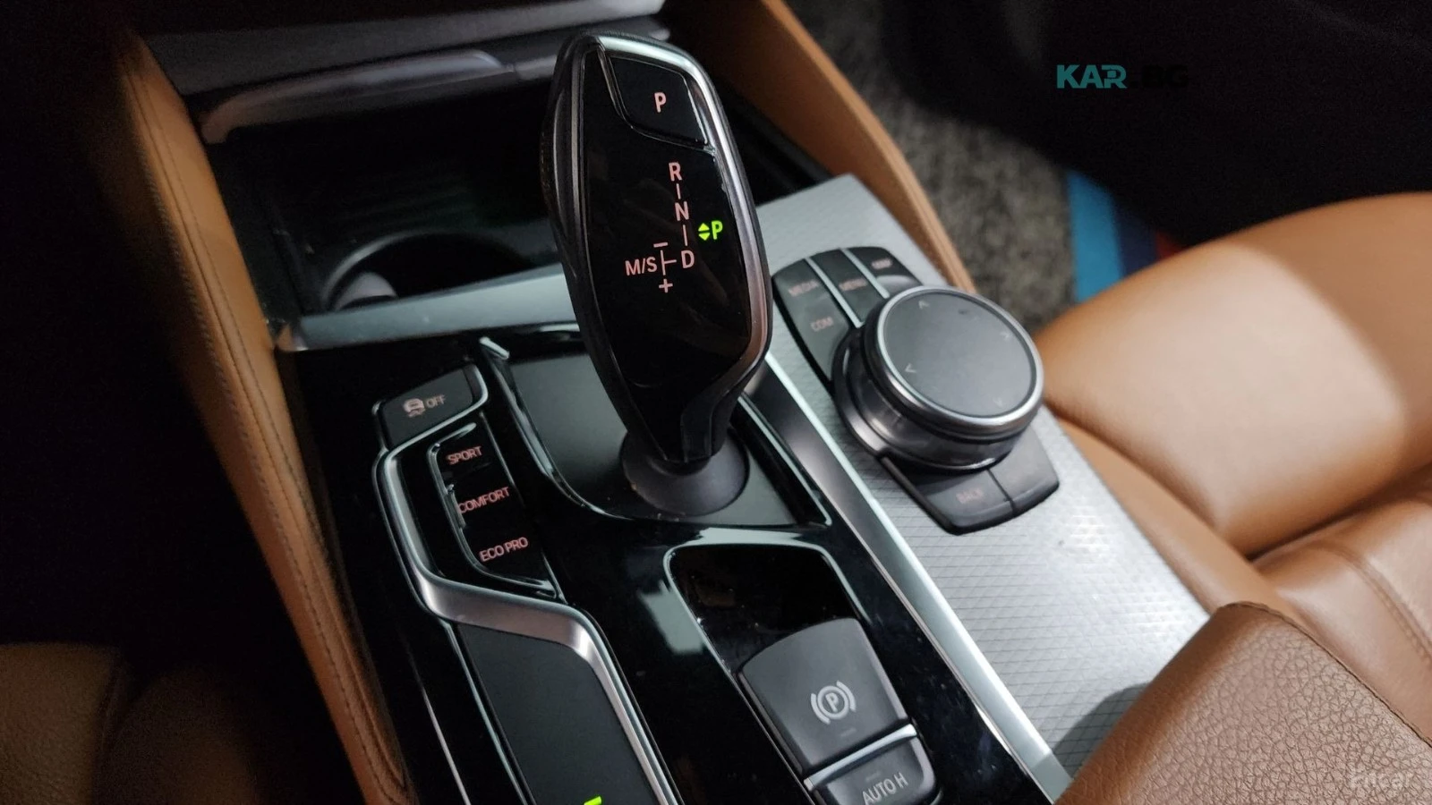 BMW 520 Adaptive Cruise control/HUD/Memory, снимка 16 - Автомобили и джипове - 54728252
