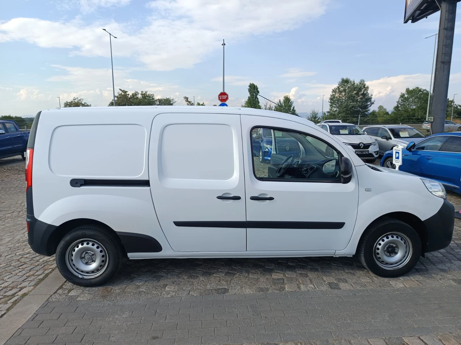 Renault Kangoo 1.5dCi/ 95к.с./ MAXI, снимка 8 - Автомобили и джипове - 55804071
