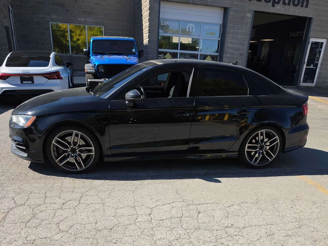 Audi S3 * 2.0T Technik * CARFAX * ОПЦИЯ ЗА ФИНАНСИРАНЕ, снимка 2 - Автомобили и джипове - 56223657