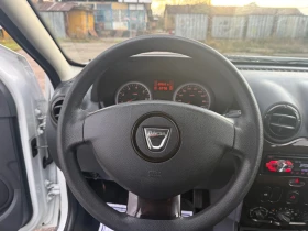 Dacia Duster 1.6i GAS ИТАЛИЯ, снимка 6