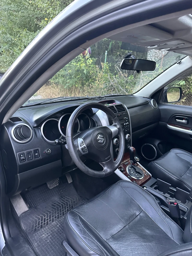 Suzuki Vitara 2.0 Бензин/Газ, снимка 4 - Автомобили и джипове - 52790512