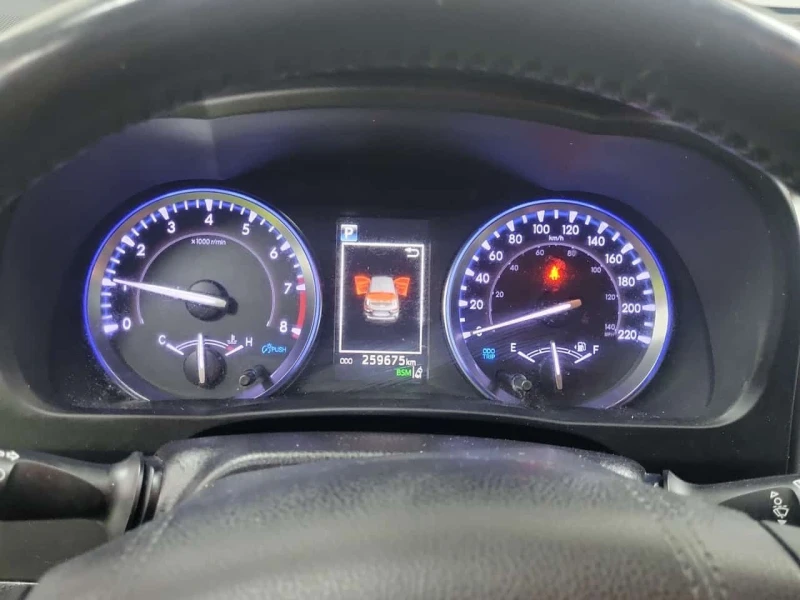 Toyota Highlander  XLE /CARFAX /Кожа/Нави/4х4/7 места, снимка 10 - Автомобили и джипове - 53560185