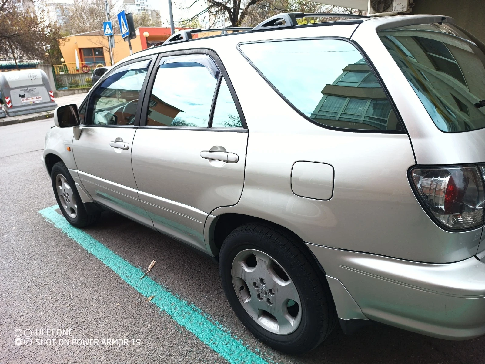 Lexus RX 330  - изображение 8