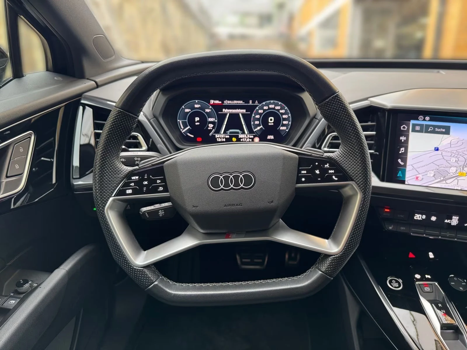 Audi Q4 e-TRON35/170HP/S-LINE/PDC/L.ASS/DIGITAL/AMBI/901f - изображение 9