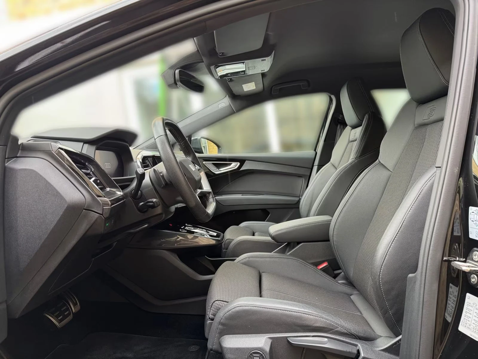 Audi Q4 e-TRON35/170HP/S-LINE/PDC/L.ASS/DIGITAL/AMBI/901f - изображение 7