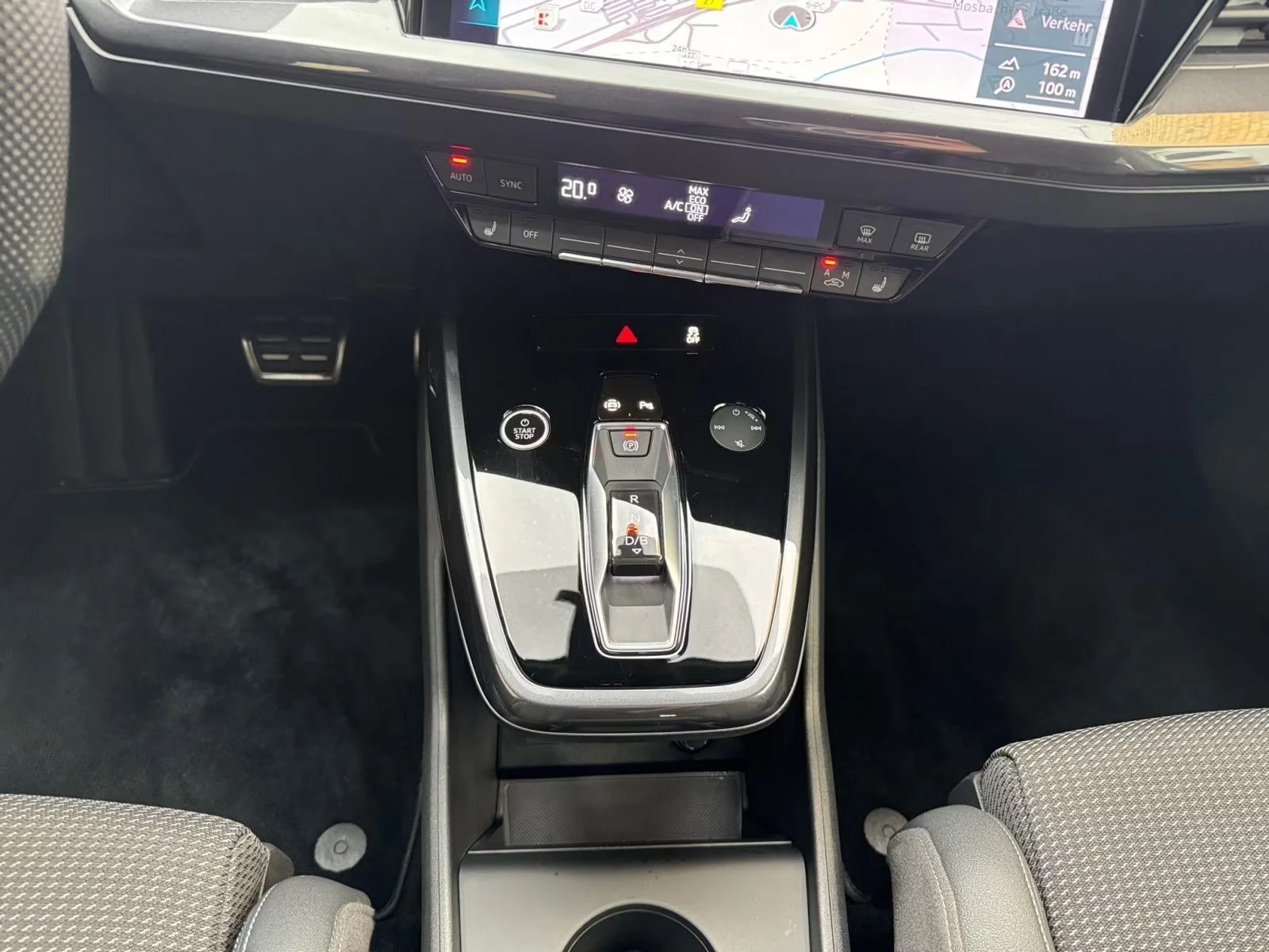 Audi Q4 e-TRON35/170HP/S-LINE/PDC/L.ASS/DIGITAL/AMBI/901f | Mobile.bg   12