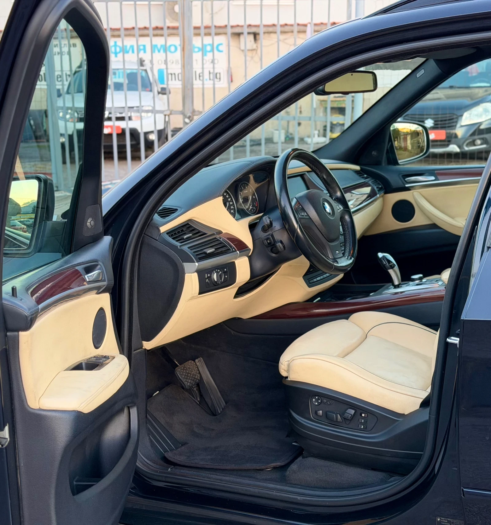 BMW X5 4.8 M Sport-Paket Individual Panorama Keyless go | Mobile.bg   6