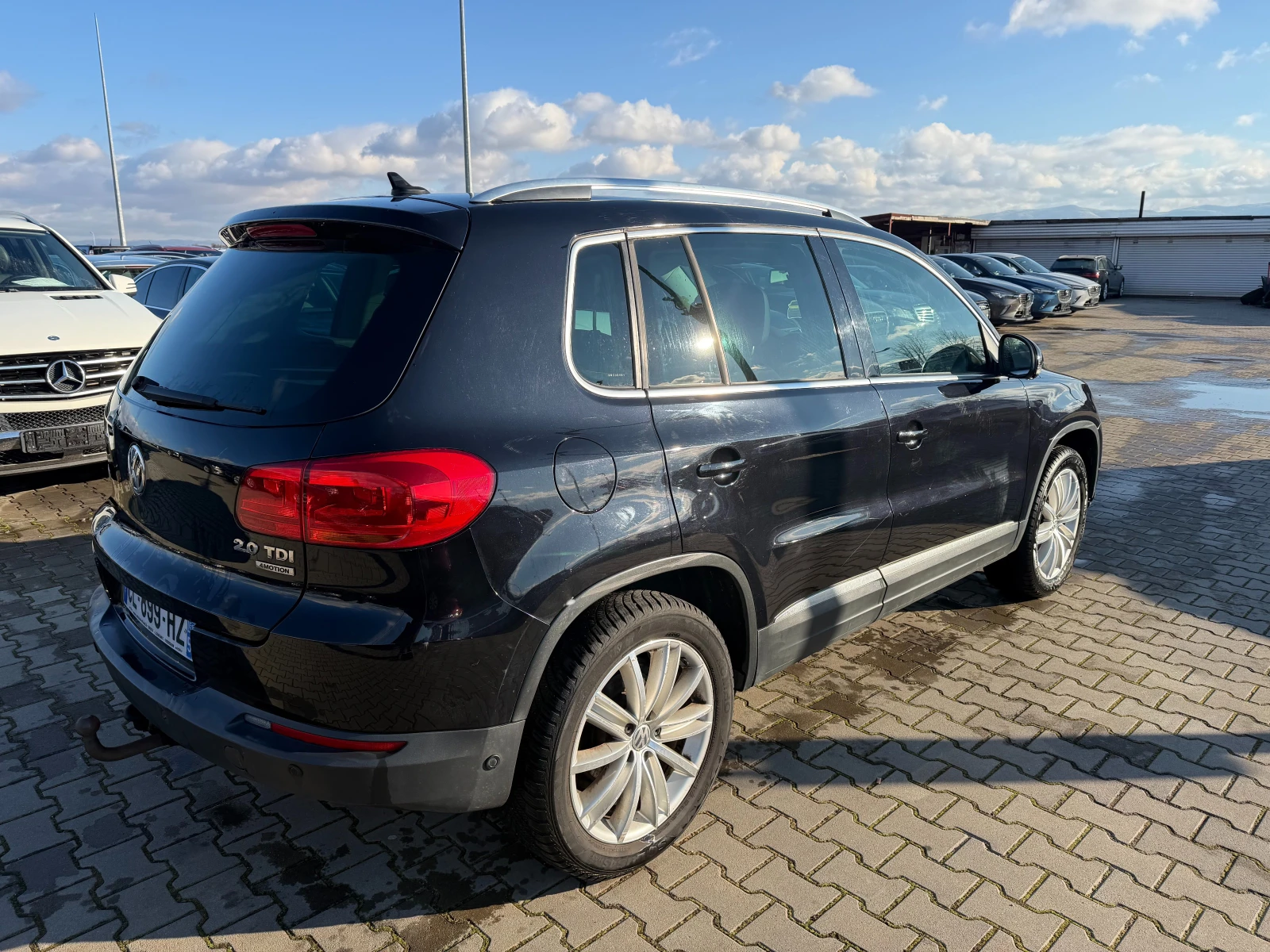 VW Tiguan 2.0TDI 4MOTION AVTOMAT/NAVI/KOJA/PANORAMA EURO 5 - изображение 6