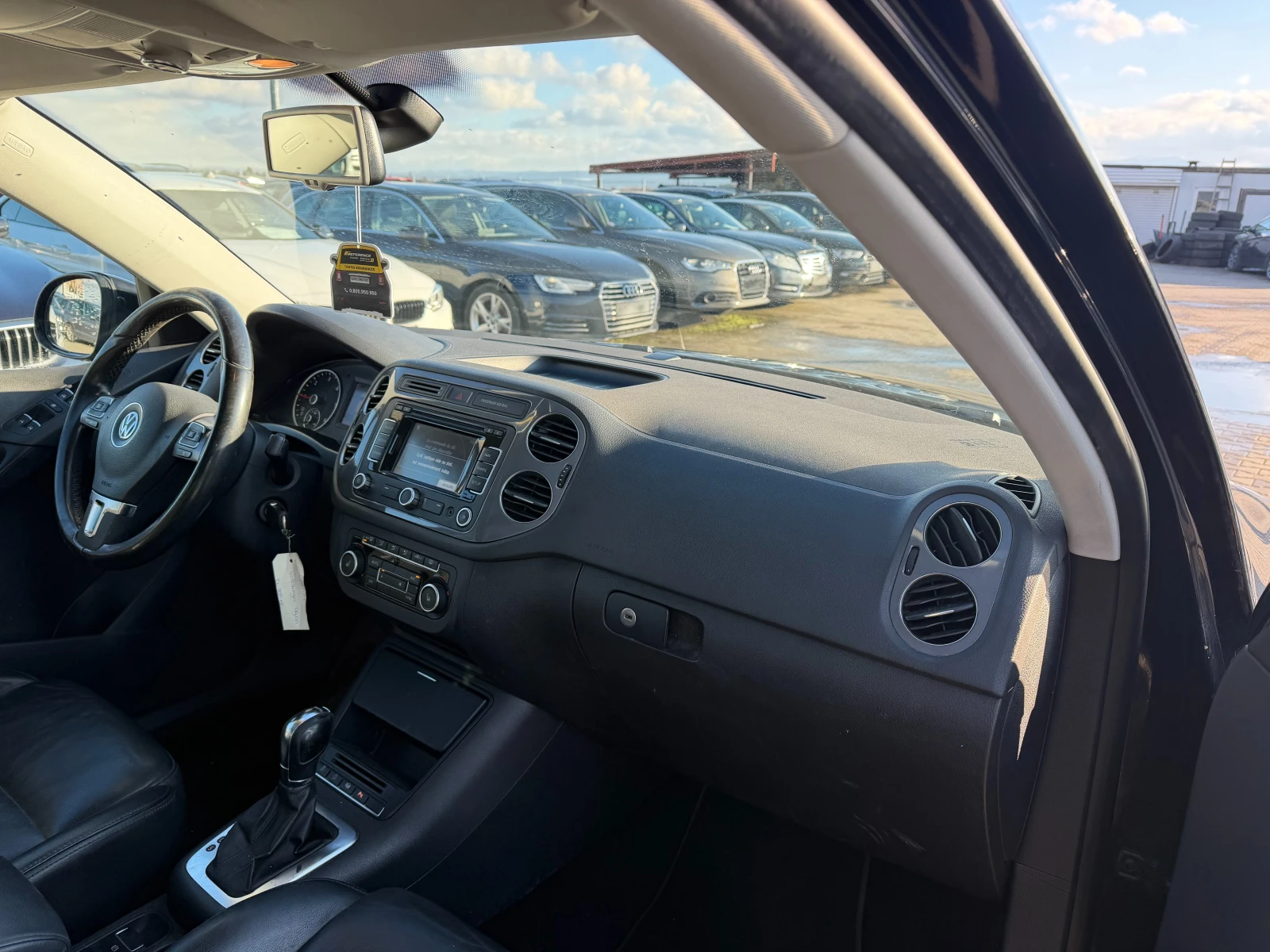 VW Tiguan 2.0TDI 4MOTION AVTOMAT/NAVI/KOJA/PANORAMA EURO 5 - изображение 10