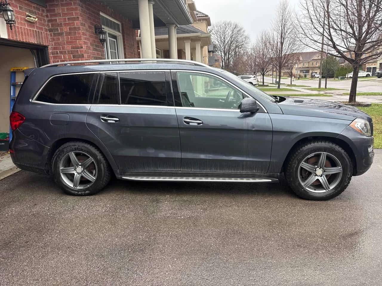 Mercedes-Benz GL 350 BlueTEC /CARFAX /Подгрев/Панорама/КЛИП, снимка 4 - Автомобили и джипове - 54231484