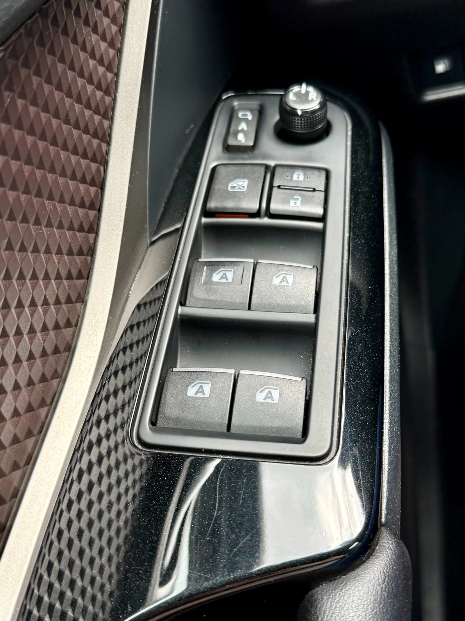 Toyota C-HR Classy, снимка 14 - Автомобили и джипове - 54662220