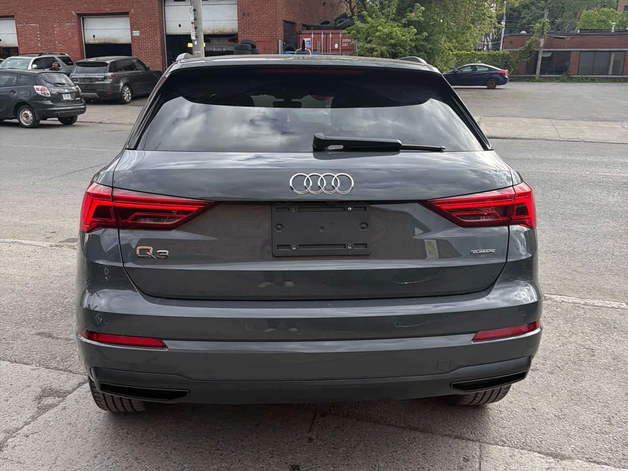 Audi Q3 Komfort /DIS/CAMERA/ПОДГРЕВИ/АВТОКРЕДИТ, снимка 4 - Автомобили и джипове - 54726398