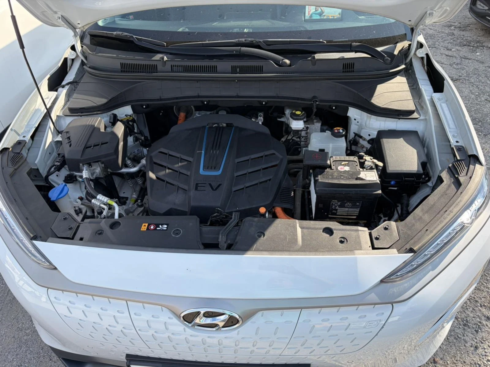 Hyundai Kona 64 kw * ОБДУХВАНЕ * ПОДГРЕВ * КАМЕРА * , снимка 17 - Автомобили и джипове - 55239252