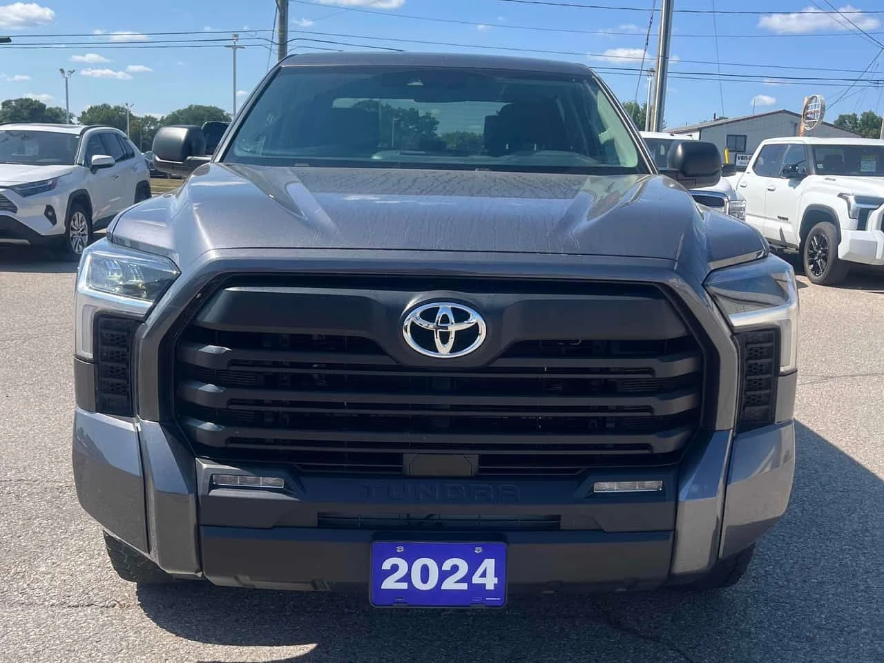 Toyota Tundra * SR5 * АВТОКРЕДИТ БЕЗ ПЪРВОНАЧАЛНА ВНОСКА* , снимка 6 - Автомобили и джипове - 55544757