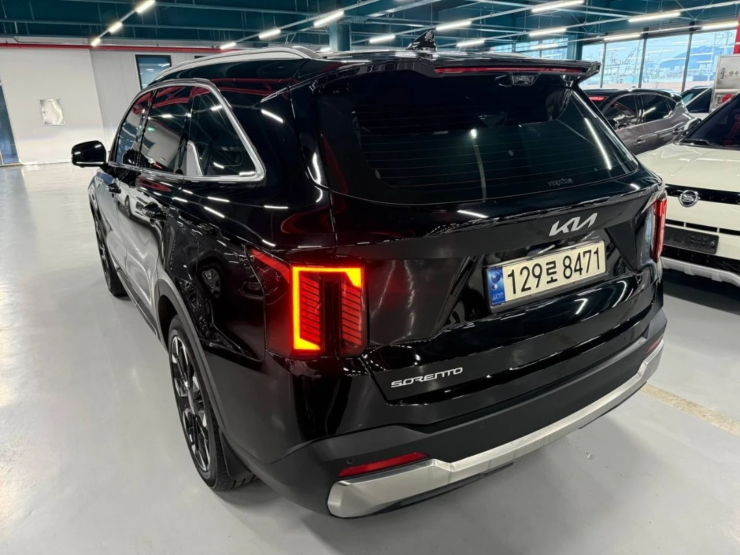 Kia Sorento SIGNATURE: Масаж, 6 места, HUD, 360 cam, Обдухване, снимка 5 - Автомобили и джипове - 55570202