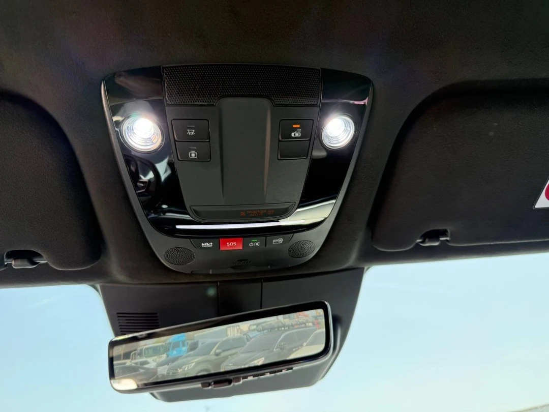 Kia Sorento SIGNATURE: Масаж, 6 места, HUD, 360 cam, Обдухване, снимка 9 - Автомобили и джипове - 55570202
