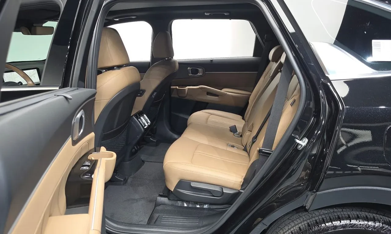 Kia Sportage NOBLESSE| 360| DISTO| ОБУХ| HUD| NO ACCIDENTS, снимка 12 - Автомобили и джипове - 56037240