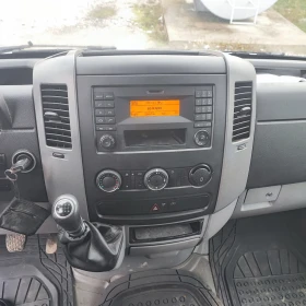 Mercedes-Benz Sprinter ФУРГОН * ПАДАЩ БОРД, снимка 12