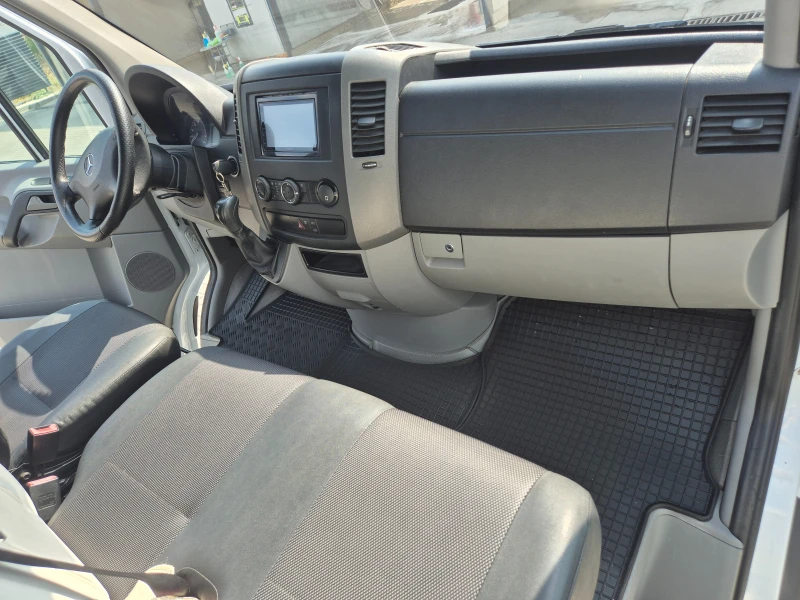 Mercedes-Benz Sprinter 316 Мултимедия-тъчскрийн, снимка 17 - Бусове и автобуси - 53309445